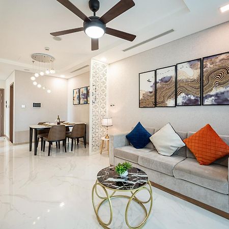 Urban Heights Rentals Landmark 81 Ho Chi Minh-staden Exteriör bild