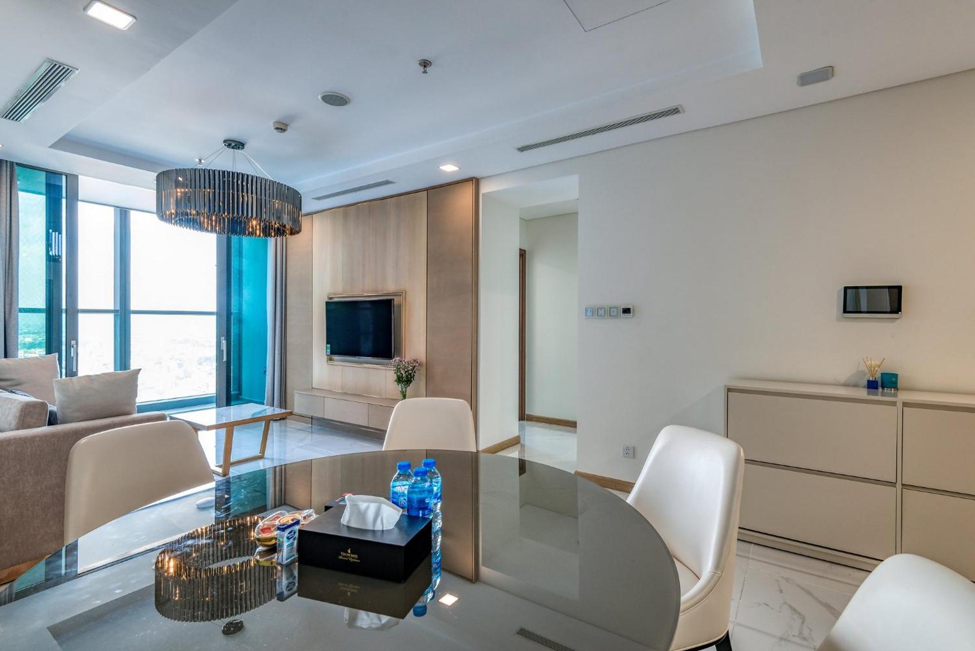 Urban Heights Rentals Landmark 81 Ho Chi Minh-staden Exteriör bild